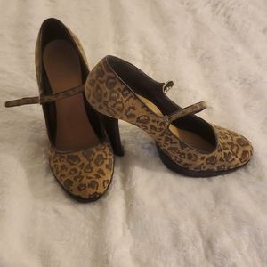Leopard heels